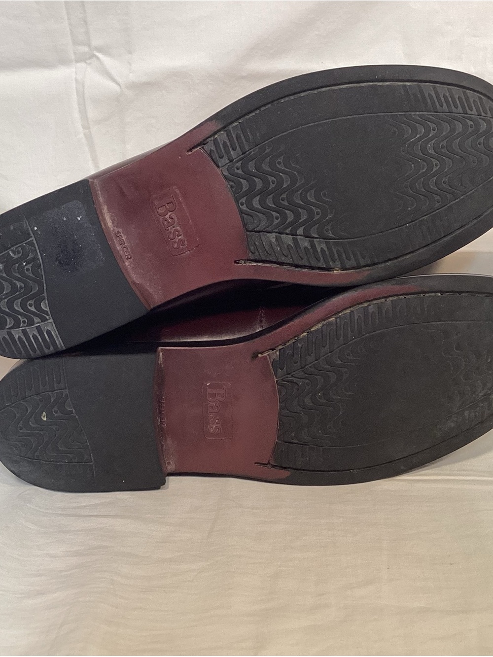 G H Bass Weejuns Marietta Women’s Burgundy Tassel Kiltie Loafers Size 9 - Picture 6 of 9